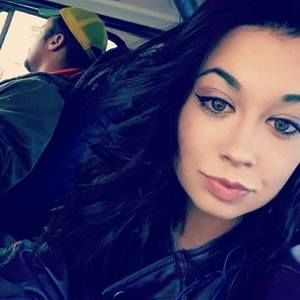 Meet your Posher, Tiffani